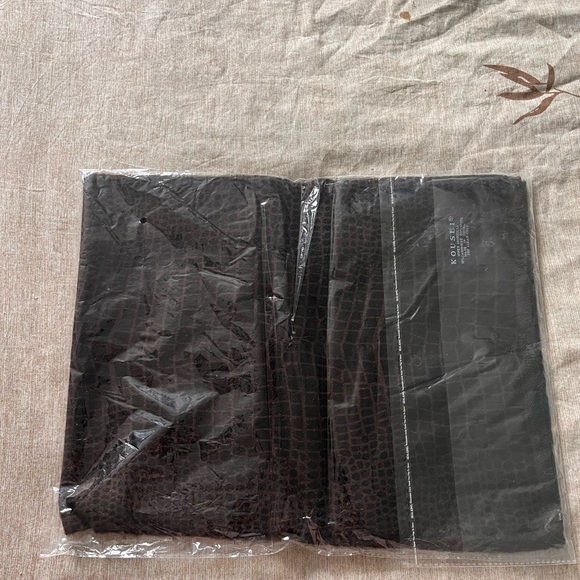 Inner Mongolia Kousei Cashmere 10% Wool 90% New! Scarf shawl Crocodile Print - Picture 13 of 13